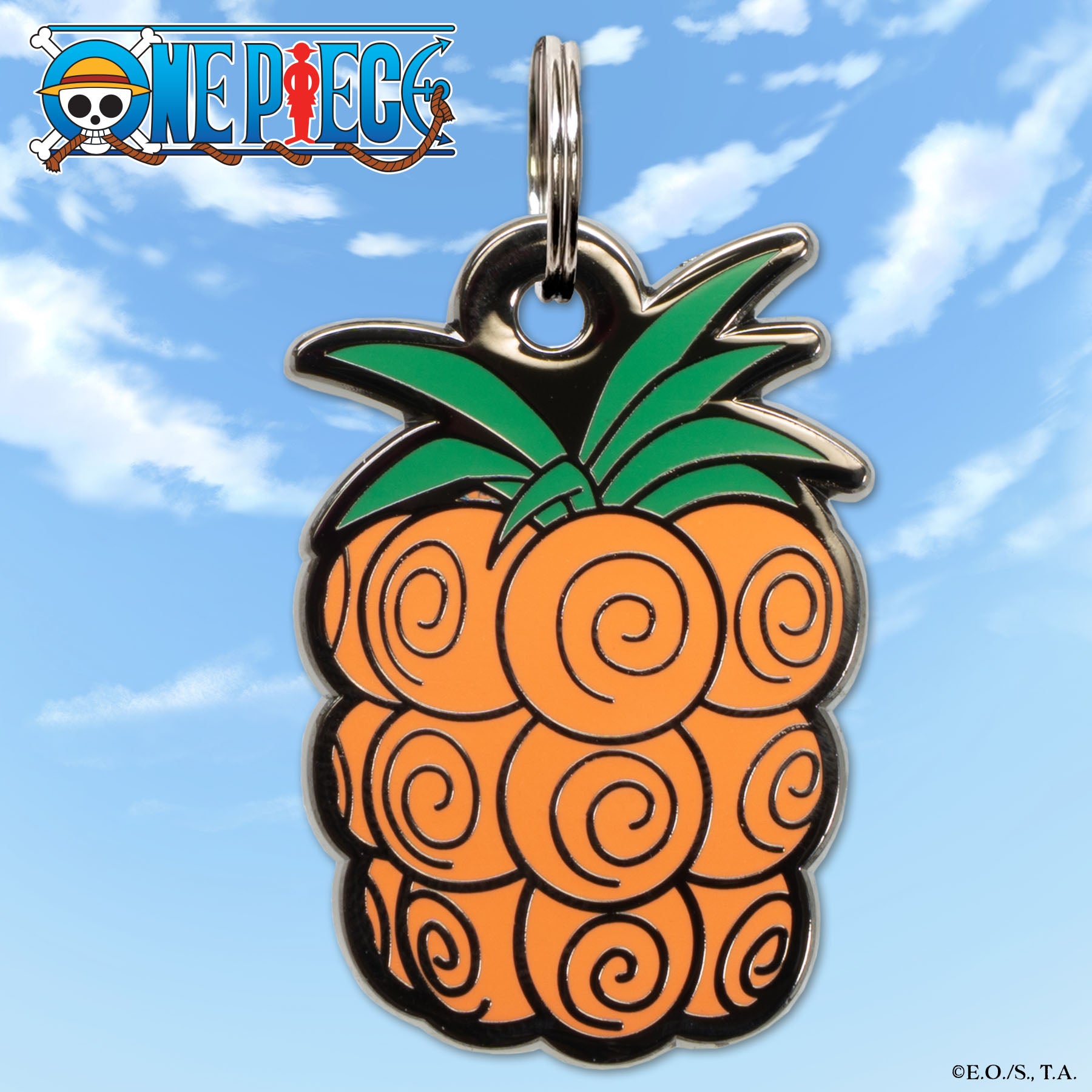Chop-Chop Fruit pet tag shaped like a pineapple with orange swirls and green leaves, set against a blue sky background with the One Piece logo.