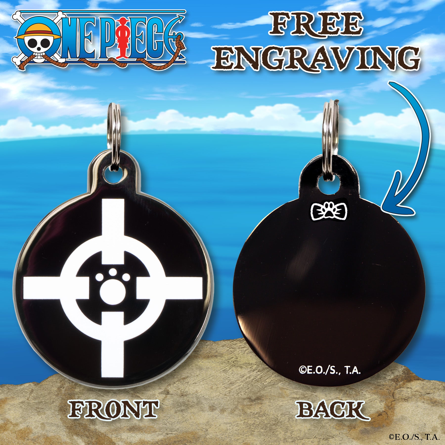 Engravable black pet tag featuring the Jolly Roger used by Kuma, with a bold white crosshair design on the front and a blank back with a small bow icon, displayed against an ocean-themed One Piece backing with ‘Free Engraving’ text.